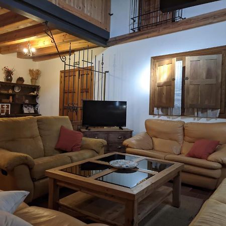 Casa Rural El Arroyo Miguelanez Buitenkant foto